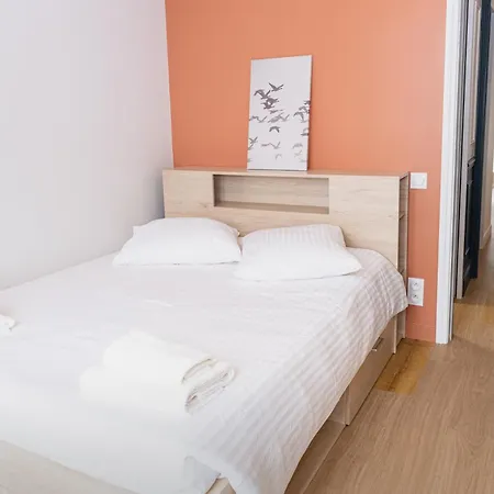 Sublime 3 Showers Apartment Colombes (Hauts-de-Seine)