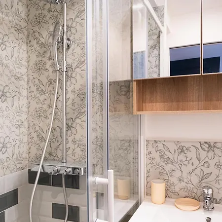 Apartment Sublime 3 Showers Colombes (Hauts-de-Seine)